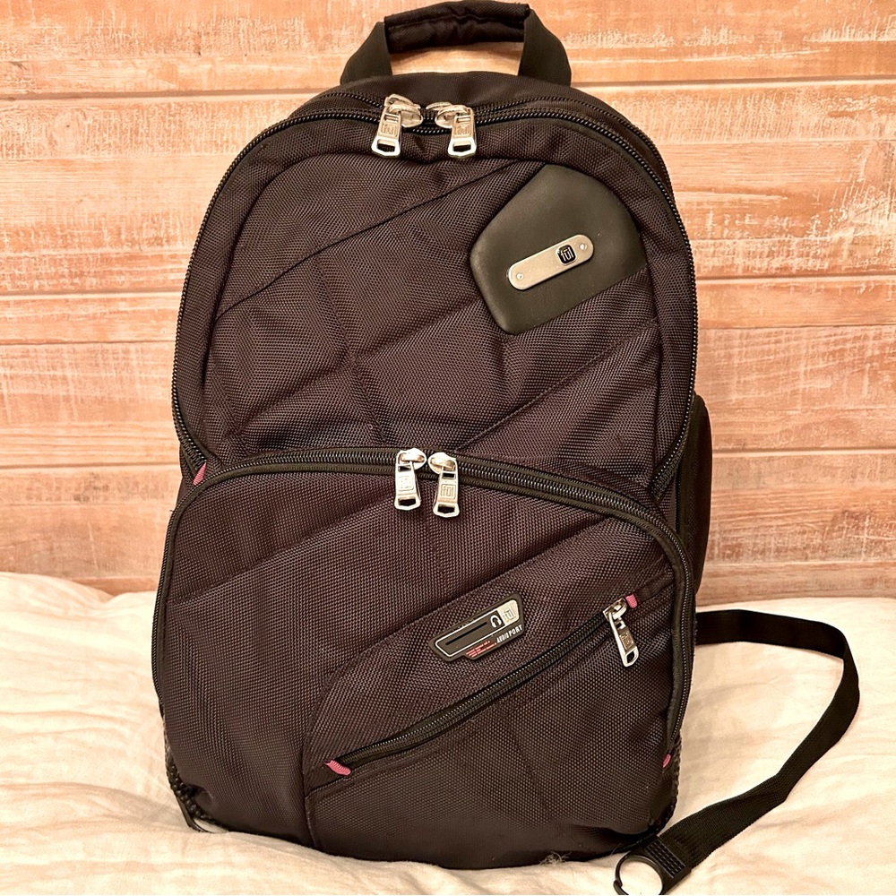 Ful backpack for work or school.